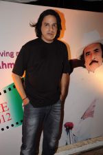 Rahul Roy walks for Manali Jagtap Show at Global Magazine- Sultan Ahmed tribute fashion show on 15th Aug 2012 (34).JPG